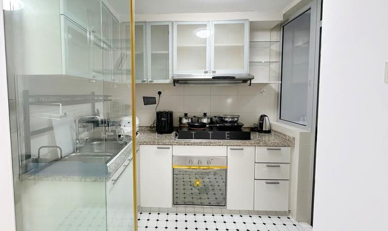 Hillview Regency, 26 Bukit Batok East Avenue 2, Dairy Farm / Bukit Panjang / Choa Chu Kang, Room Rental, 200 sqft, Condominium For Rent, by Charlotte Lin, 500275597 - Kitchen - PropertyGuru.com.sg