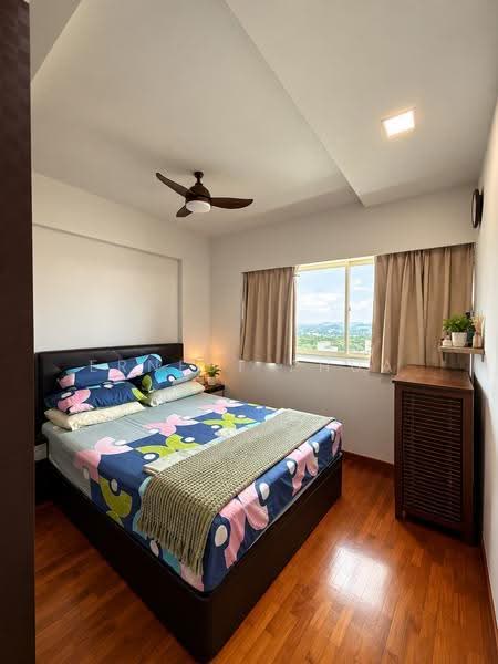 Evergreen Park, 31 Hougang Avenue 7, Hougang / Punggol / Sengkang, 3 Bedrooms, 1,066 sqft, Condominium For Sale, by Ernest Phua, 500275602 - Bedroom - PropertyGuru.com.sg