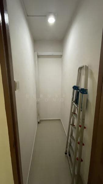 180 Ang Mo Kio Avenue 5, 180 Ang Mo Kio Avenue 5, Ang Mo Kio / Bishan / Thomson, 2 Bedrooms, 732 sqft, HDB Flat For Sale, by Bernard Wong, 500275605 - Corridor - PropertyGuru.com.sg