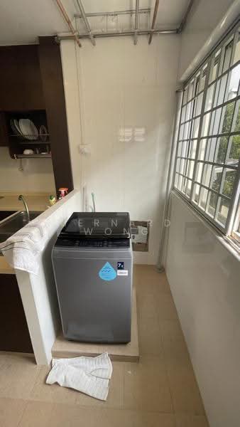 180 Ang Mo Kio Avenue 5, 180 Ang Mo Kio Avenue 5, Ang Mo Kio / Bishan / Thomson, 2 Bedrooms, 732 sqft, HDB Flat For Sale, by Bernard Wong, 500275605 - Balcony - PropertyGuru.com.sg