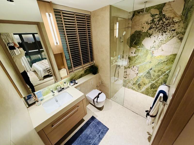 Vela Bay, 1 Bayshore Walk, Bedok / Upper East Coast, 3 Bedrooms, 883 sqft, Condominium For Sale, by Murphy Lee, 500275609 - Bathroom - PropertyGuru.com.sg