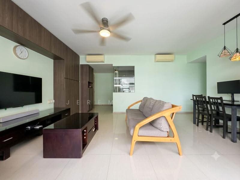 Parc Life, 29 Sembawang Crescent, Sembawang / Yishun, 3 Bedrooms, 1,065 sqft, Condominium For Sale, by Jeremy Peh, 500275614 - Living Room - PropertyGuru.com.sg