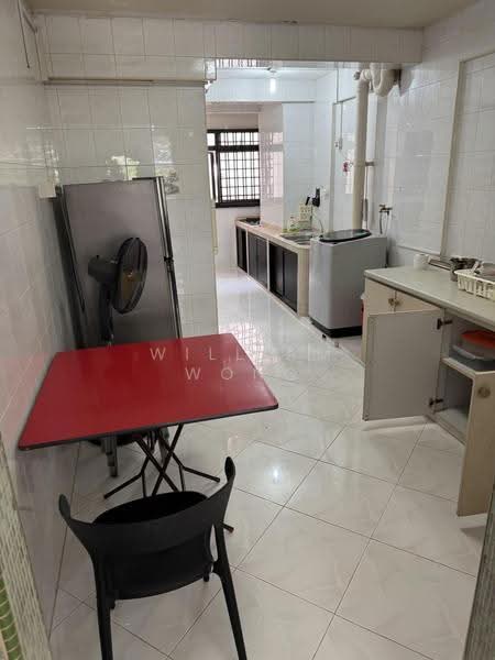 1 Beach Road, 1 Beach Road, Beach Road / Bugis / Rochor, 2 Bedrooms, 731 sqft, HDB Flat For Sale, by William Wong, 500275624 - Kitchen - PropertyGuru.com.sg