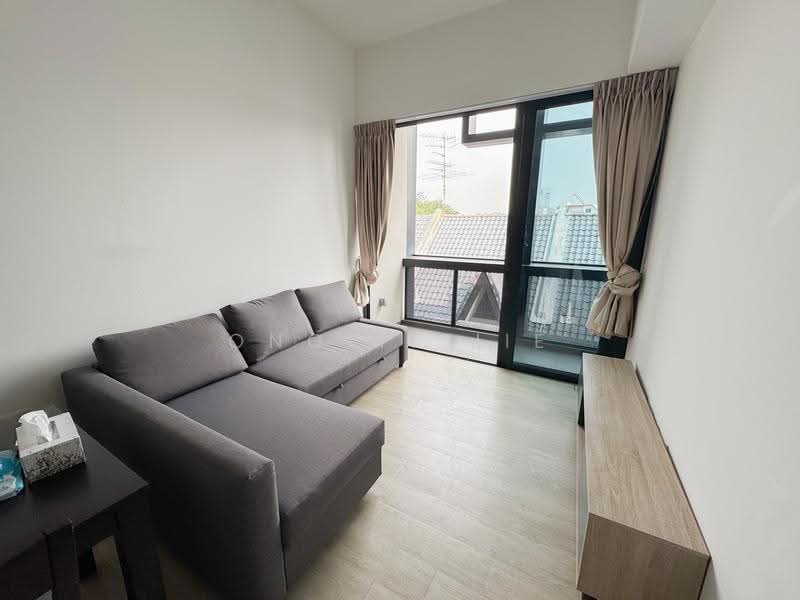 The Orient, 251 Pasir Panjang Road, Buona Vista / West Coast / Clementi New Town, 2 Bedrooms, 721 sqft, Condominium For Rent, by Ong Yi Jie, 500275629 - Living Room - PropertyGuru.com.sg