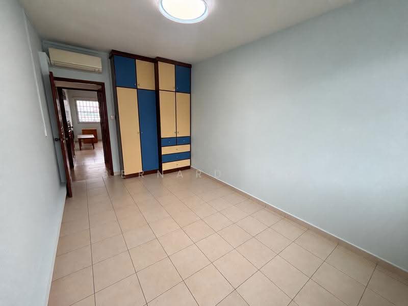 815 Jurong West Street 81, 815 Jurong West Street 81, Boon Lay / Jurong / Tuas, 3 Bedrooms, 1,302 sqft, HDB Flat For Rent, by Bernard Tay, 500275632 - Bedroom - PropertyGuru.com.sg