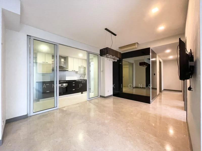 The Linear, 886 Upper Bukit Timah Road, Dairy Farm / Bukit Panjang / Choa Chu Kang, 3 Bedrooms, 1,249 sqft, Apartment For Sale, by Ang Pei Xiong, 500275636 - Kitchen - PropertyGuru.com.sg