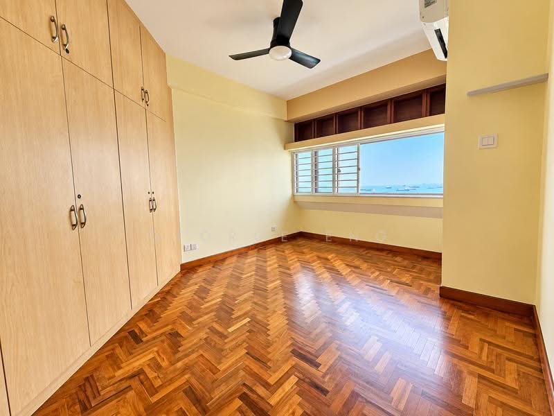 Mandarin Gardens, 5 Siglap Road, East Coast / Marine Parade, 3 Bedrooms, 1,528 sqft, Condominium For Sale, by George Eng, 500275639 - Bedroom - PropertyGuru.com.sg