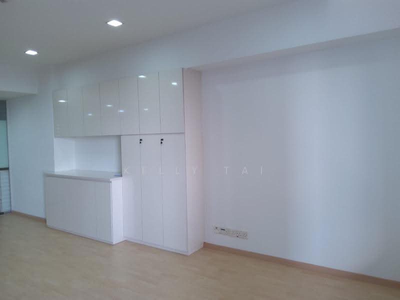 International Plaza, 10 Anson Road, Chinatown / Tanjong Pagar, 2 Bedrooms, 1,033 sqft, Apartment For Sale, by Kelly Tai, 500275640 - PropertyGuru.com.sg
