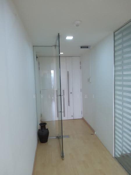 International Plaza, 10 Anson Road, Chinatown / Tanjong Pagar, 2 Bedrooms, 1,033 sqft, Apartment For Sale, by Kelly Tai, 500275640 - PropertyGuru.com.sg
