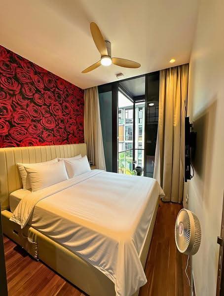 Parc Komo, 961 Upper Changi Road North, Changi Airport / Changi Village, 2 Bedrooms, 721 sqft, Condominium For Sale, by Abel Tan, 500275653 - Master Bedroom - PropertyGuru.com.sg