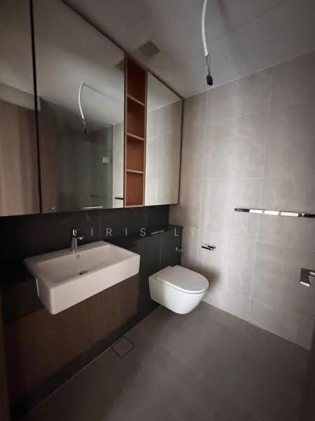 Hillock Green, 22-28 Lentor Central, Mandai / Upper Thomson, 2 Bedrooms, 786 sqft, Condominium For Rent, by Iris Lee, 500275658 - Bathroom - PropertyGuru.com.sg