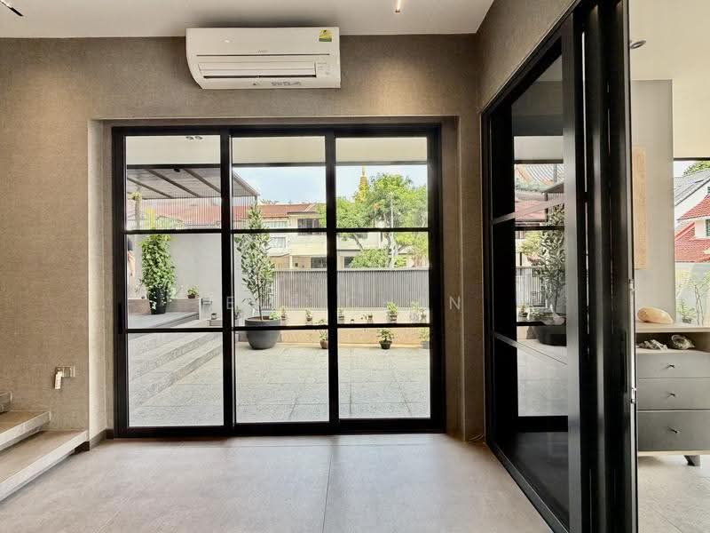 Fulton Hill, Fulton Road, Ang Mo Kio / Bishan / Thomson, 4 Bedrooms, 2,223 sqft, Terraced House For Sale, by Eve Chan, 500275659 - PropertyGuru.com.sg