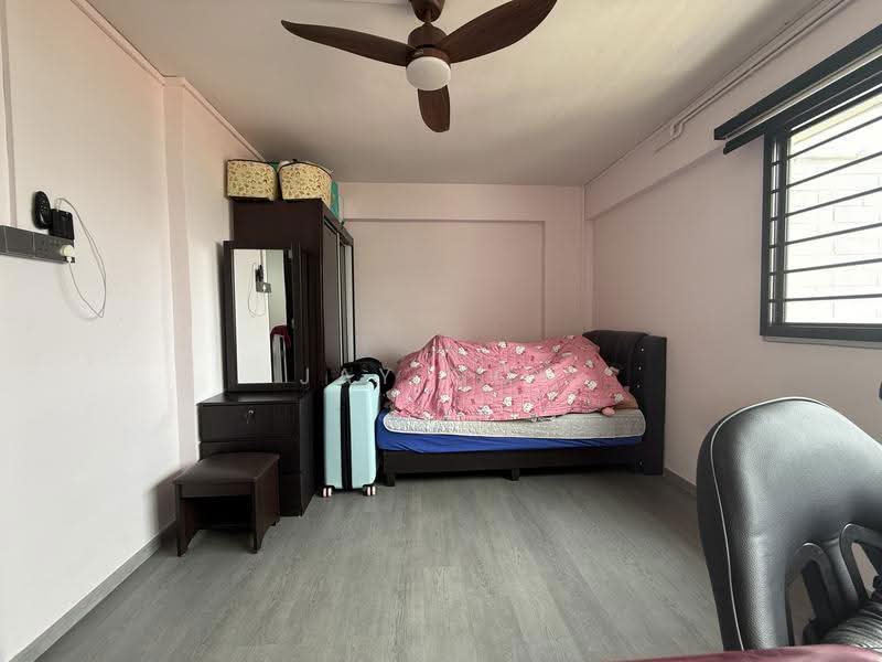 658 Yishun Avenue 4, 658 Yishun Avenue 4, Sembawang / Yishun, 3 Bedrooms, 1,302 sqft, HDB Flat For Sale, by Jay Goh, 500275671 - Common Room 2 - PropertyGuru.com.sg