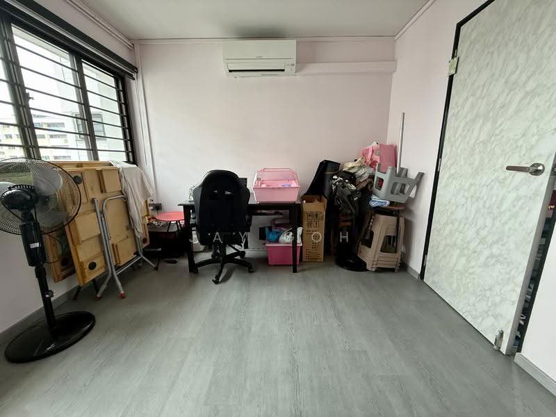 658 Yishun Avenue 4, 658 Yishun Avenue 4, Sembawang / Yishun, 3 Bedrooms, 1,302 sqft, HDB Flat For Sale, by Jay Goh, 500275671 - Common Room 2 - PropertyGuru.com.sg