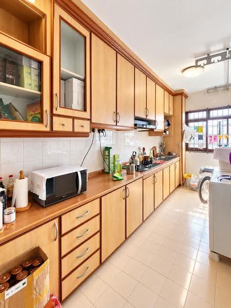 188C Rivervale Drive, 188C Rivervale Drive, Hougang / Punggol / Sengkang, 3 Bedrooms, 1,033 sqft, HDB Flat For Sale, by Bryan Teh, 500275677 - Kitchen - PropertyGuru.com.sg