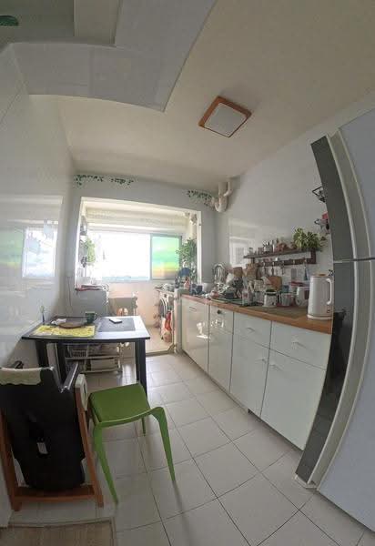 131B Lorong 1 Toa Payoh, 131B Lorong 1 Toa Payoh, Balestier / Toa Payoh, 2 Bedrooms, 732 sqft, HDB Flat For Sale, by Andrew Yap, 500275679 - Kitchen - PropertyGuru.com.sg