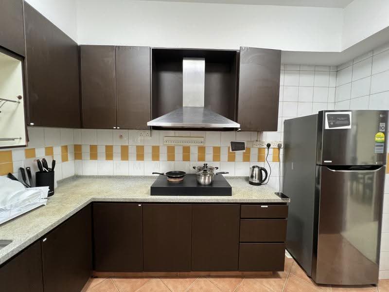 The Floravale, 218 Westwood Avenue, Boon Lay / Jurong / Tuas, 3 Bedrooms, 1,227 sqft, Condominium For Sale, by Jermaine Chai, 500275681 - Kitchen - PropertyGuru.com.sg