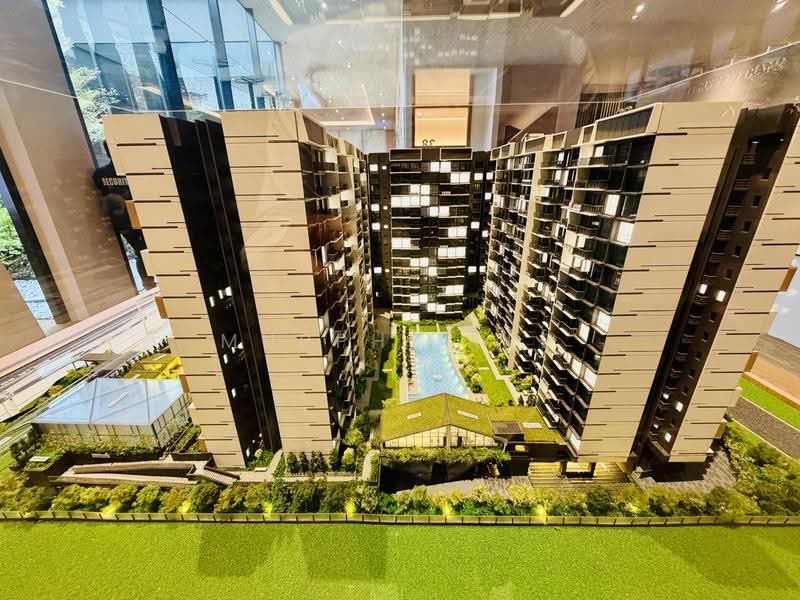 Lucerne Grand, Lakeside Drive, Boon Lay / Jurong / Tuas, 3 Bedrooms, 1,001 sqft, Condominium For Sale, by Murphy Lee, 500275684 - Exterior - PropertyGuru.com.sg