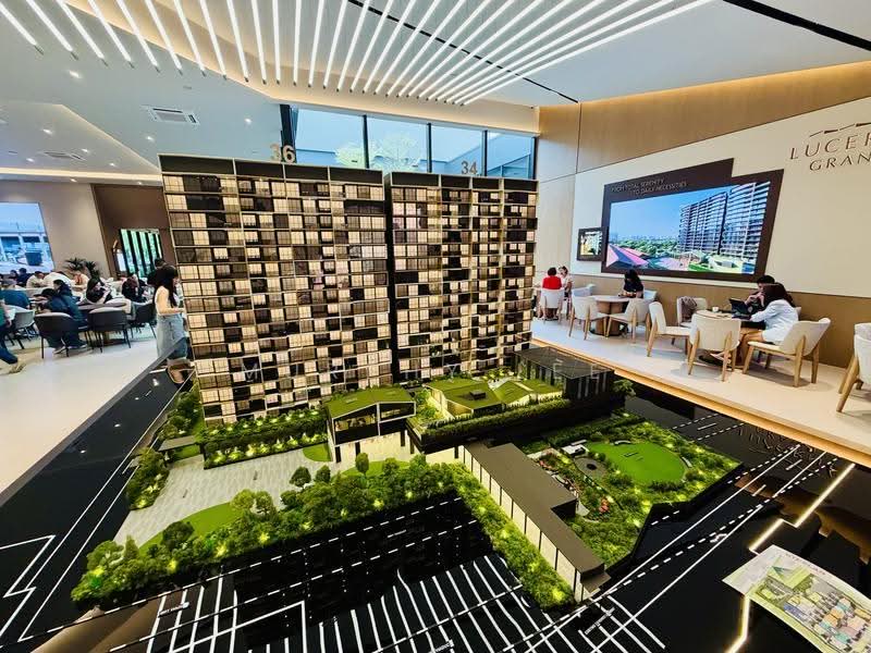 Lucerne Grand, Lakeside Drive, Boon Lay / Jurong / Tuas, 3 Bedrooms, 1,001 sqft, Condominium For Sale, by Murphy Lee, 500275684 - Exterior - PropertyGuru.com.sg
