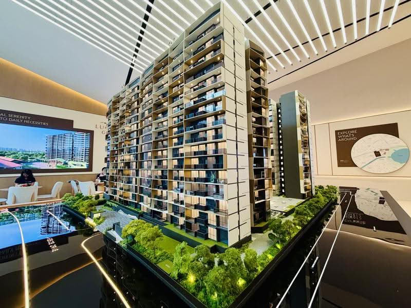 Lucerne Grand, Lakeside Drive, Boon Lay / Jurong / Tuas, 3 Bedrooms, 904 sqft, Condominium For Sale, by Murphy Lee, 500275689 - Exterior - PropertyGuru.com.sg