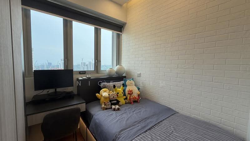 Queens Peak, 1 Dundee Road, Alexandra / Commonwealth, 3 Bedrooms, 807 sqft, Condominium For Sale, by Nigel Lim, 500275693 - Bedroom - PropertyGuru.com.sg