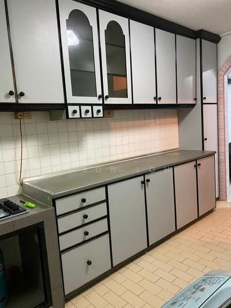 698 Hougang Street 61, 698 Hougang Street 61, Hougang / Punggol / Sengkang, 2 Bedrooms, 689 sqft, HDB Flat For Rent, by Jason Loh, 500275694 - Kitchen - PropertyGuru.com.sg