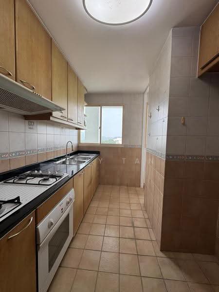Yishun Sapphire, 42 Canberra Drive, Sembawang / Yishun, 2 Bedrooms, 1,001 sqft, Condominium For Sale, by Joey Tan, 500275708 - Kitchen - PropertyGuru.com.sg