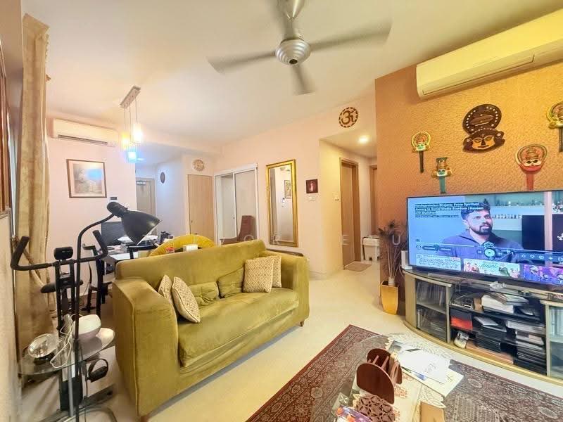 The Estiva, 313 Pasir Panjang Road, Buona Vista / West Coast / Clementi New Town, 2 Bedrooms, 1,001 sqft, Apartment For Sale, by Trevor Leau, 500275710 - PropertyGuru.com.sg