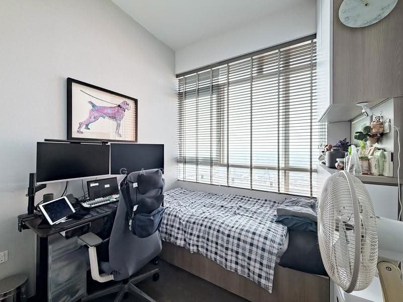 Principal Garden, 93 Prince Charles Crescent, Alexandra / Commonwealth, 2 Bedrooms, 807 sqft, Condominium For Sale, by Gary Chia, 500275721 - Bedroom - PropertyGuru.com.sg