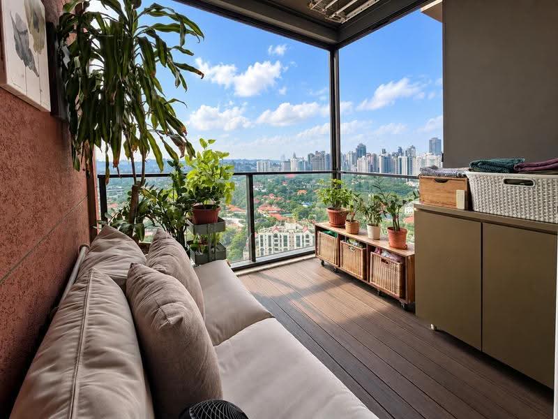 Principal Garden, 93 Prince Charles Crescent, Alexandra / Commonwealth, 2 Bedrooms, 807 sqft, Condominium For Sale, by Gary Chia, 500275721 - Balcony - PropertyGuru.com.sg