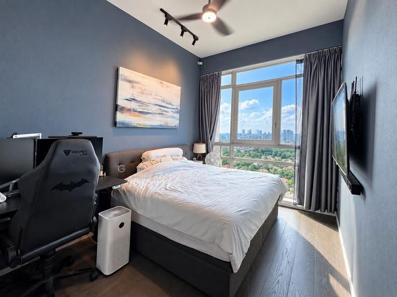 Principal Garden, 93 Prince Charles Crescent, Alexandra / Commonwealth, 2 Bedrooms, 807 sqft, Condominium For Sale, by Gary Chia, 500275721 - Bedroom - PropertyGuru.com.sg