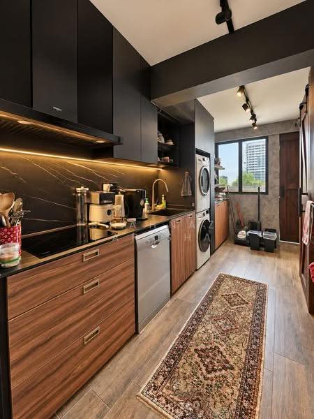 9 Holland Avenue, 9 Holland Avenue, Tanglin / Holland / Bukit Timah, Room Rental, 120 sqft, HDB Flat For Rent, by Shahnaz Farisha, 500275728 - Kitchen - PropertyGuru.com.sg