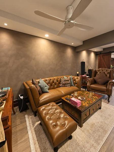 9 Holland Avenue, 9 Holland Avenue, Tanglin / Holland / Bukit Timah, Room Rental, 120 sqft, HDB Flat For Rent, by Shahnaz Farisha, 500275728 - Living Room - PropertyGuru.com.sg