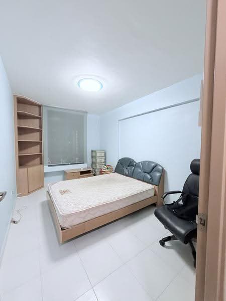 188 Punggol Central, 188 Punggol Central, Hougang / Punggol / Sengkang, 3 Bedrooms, 1,184 sqft, HDB Flat For Rent, by Anthea Yeo 杨丽娇, 500275731 - Bedroom - PropertyGuru.com.sg