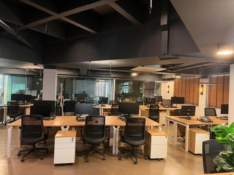 Manhattan House, 151 Chin Swee Road, Alexandra / Commonwealth, 3,337 sqft, Office For Sale, by Edwin Su, 500275734 - Interior - CommercialGuru.com.sg