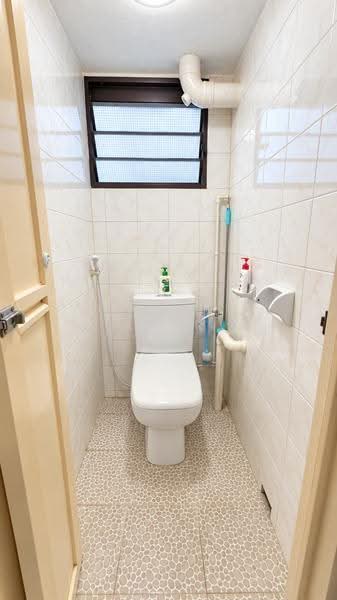 159 Lorong 1 Toa Payoh, 159 Lorong 1 Toa Payoh, Balestier / Toa Payoh, 3 Bedrooms, 700 sqft, HDB Flat For Sale, by Mirza Amir, 500275736 - PropertyGuru.com.sg