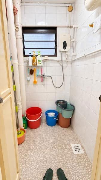 159 Lorong 1 Toa Payoh, 159 Lorong 1 Toa Payoh, Balestier / Toa Payoh, 3 Bedrooms, 700 sqft, HDB Flat For Sale, by Mirza Amir, 500275736 - PropertyGuru.com.sg