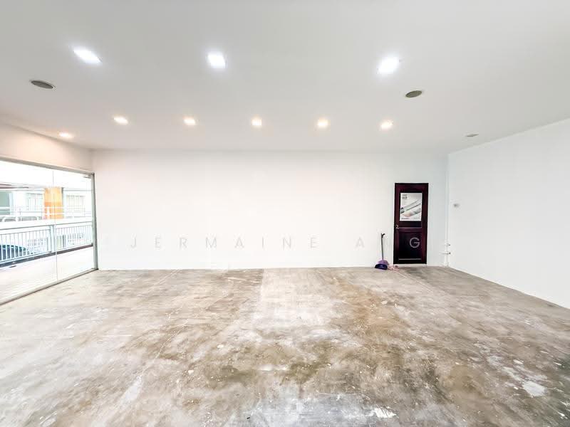 Hong Lim Complex, 531 Upper Cross Street, Boat Quay / Raffles Place / Marina, 612 sqft, Other Retail For Rent, by Jermaine Ang, 500275739 - Interior - CommercialGuru.com.sg