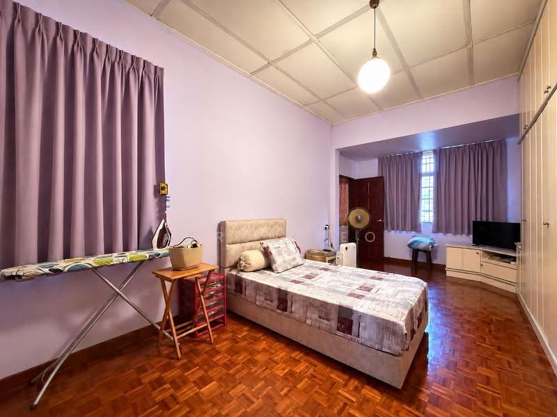 C.H.E.A.P 2 Storey Semi-Detached for Sale D28, Seletar Hills Estate, Gerald Mugliston Estate, Seletar / Yio Chu Kang, 5 Bedrooms, 2,500 sqft, Semi-Detached House For Sale, by Aaron Yeo, 500275744 - Bedroom - PropertyGuru.com.sg