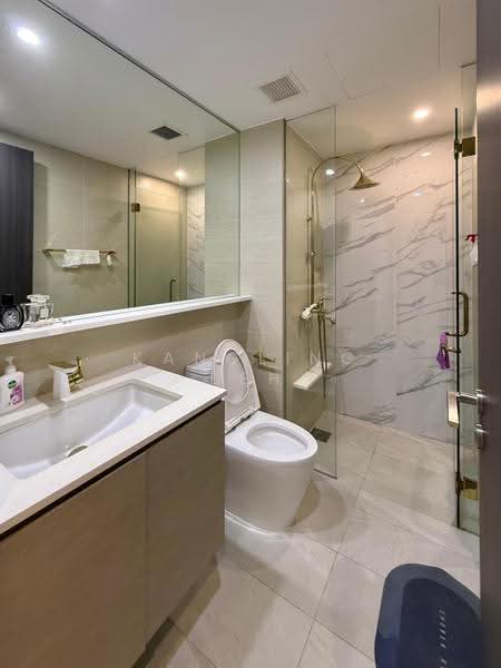 RiverTrees Residences, 29 Fernvale Close, Seletar / Yio Chu Kang, 2 Bedrooms, 700 sqft, Condominium For Sale, by KangLing Beh, 500275745 - Bathroom - PropertyGuru.com.sg