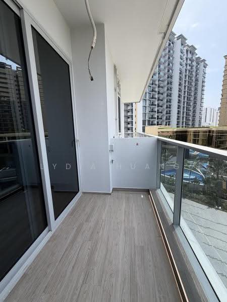 Grand Dunman, 12 Dunman Road, East Coast / Marine Parade, 1 Bedroom, 1,055 sqft, Condominium For Rent, by Lydia Huang, 500275747 - Balcony - PropertyGuru.com.sg