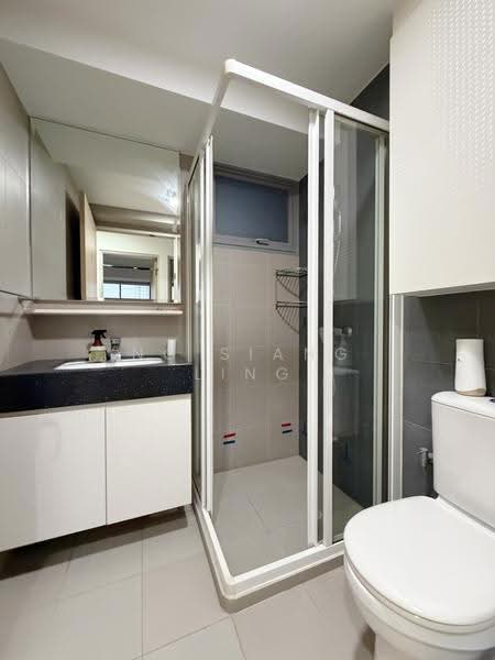 138B Lorong 1A Toa Payoh, 138B Lorong 1A Toa Payoh, Balestier / Toa Payoh, 3 Bedrooms, 1,259 sqft, HDB Flat For Sale, by Ng Siang Ling, 500275752 - Bathroom - PropertyGuru.com.sg