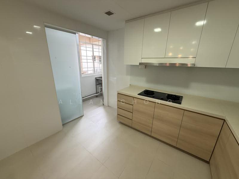 Carissa Park Condo, 2 Flora Drive, Changi Airport / Changi Village, 2 Bedrooms, 969 sqft, Condominium For Sale, by Allan Chong, 500275756 - Kitchen - PropertyGuru.com.sg