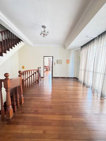 Semi-Detached @ Serangoon Gardens, Hougang / Punggol / Sengkang, 5 Bedrooms, 2,800 sqft, Semi-Detached House For Sale, by JS Lee, 500275761 - Interior - PropertyGuru.com.sg