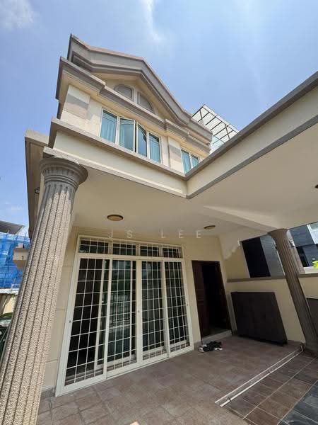 Semi-Detached @ Serangoon Gardens, Hougang / Punggol / Sengkang, 5 Bedrooms, 2,800 sqft, Semi-Detached House For Sale, by JS Lee, 500275761 - Exterior - PropertyGuru.com.sg