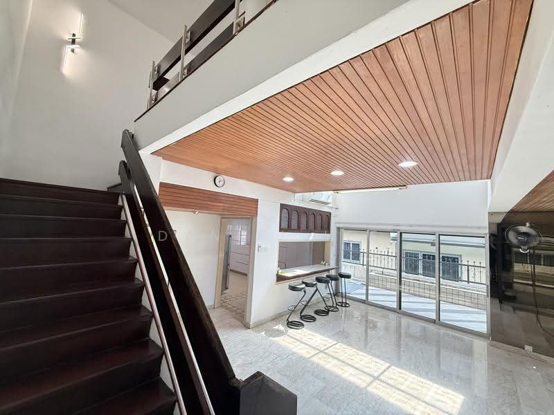 5-Bed Garden Semi-D · Direct MRT to Orchard & CBD, Mandai / Upper Thomson, 5 Bedrooms, 4,500 sqft, Semi-Detached House For Rent, by Daniel Lee, 500275766 - PropertyGuru.com.sg