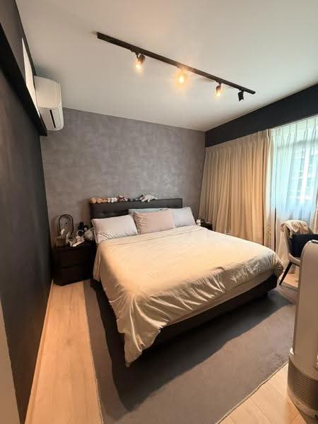 807B Chai Chee Road, 807B Chai Chee Road, Bedok / Upper East Coast, 2 Bedrooms, 1,001 sqft, HDB Flat For Sale, by Casey Teh, 500275767 - Master Bedroom - PropertyGuru.com.sg