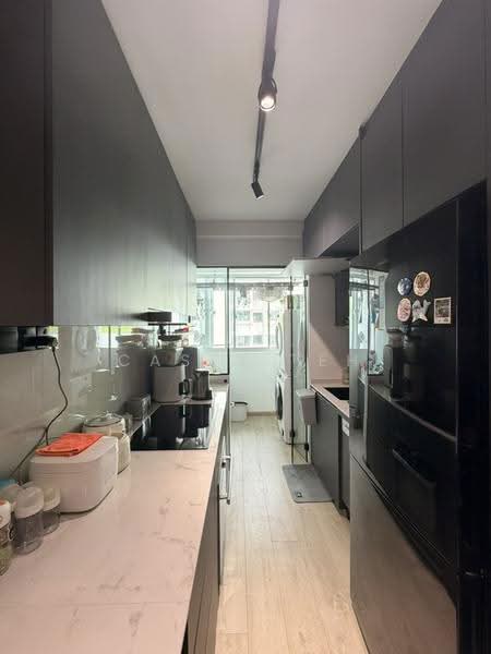 807B Chai Chee Road, 807B Chai Chee Road, Bedok / Upper East Coast, 2 Bedrooms, 1,001 sqft, HDB Flat For Sale, by Casey Teh, 500275767 - Kitchen - PropertyGuru.com.sg