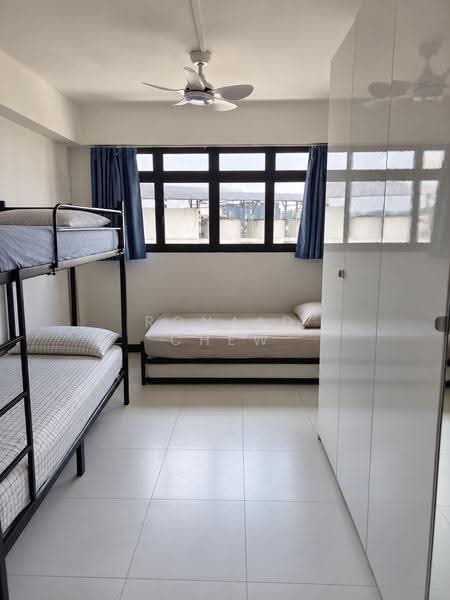 166B Teck Whye Crescent, 166B Teck Whye Crescent, Dairy Farm / Bukit Panjang / Choa Chu Kang, 2 Bedrooms, 732 sqft, HDB Flat For Sale, by Ronald Chew, 500275769 - Bedroom - PropertyGuru.com.sg