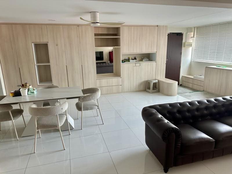 149 Bishan Street 11, 149 Bishan Street 11, Ang Mo Kio / Bishan / Thomson, 3 Bedrooms, 1,302 sqft, HDB Flat For Rent, by Eva Sek, 500275776 - Living Room - PropertyGuru.com.sg